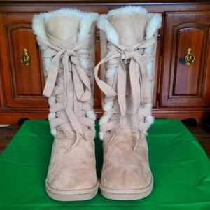Women's Aeropostal Tan Fur-Lined Boots